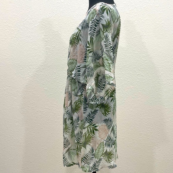 Miken • SWIM Leaf Printed Tie-Front Kimono Cover for Beach or Pool - Picture 12 of 15